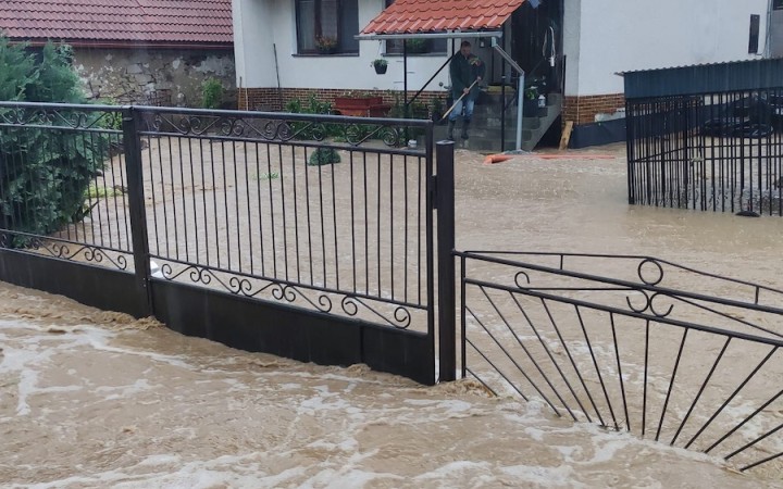 V Beluji, Ladzanoch a Sebechleboch sa vyliali potoky