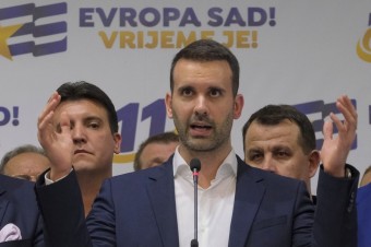 Dokáže srbský pravoslávny kryptomenový populista prečarovať Čiernu Horu do EÚ?