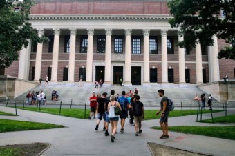 Pozitívna rasová diskriminácia na univerzitách je protiústavná