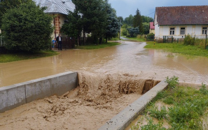 Vo viacerých obciach okresu Bardejov vyhlásili zvýšené stupne povodňovej aktivit