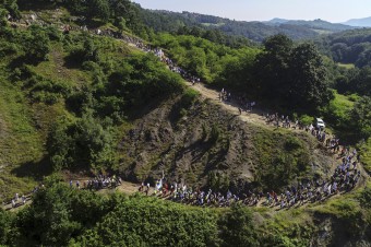 Tisíce ľudí v Bosne a Hercegovine absolvovali 100-kilometrový pochod mieru