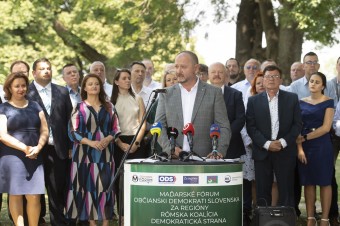 Maďarské fórum a ODS predstavili kandidátku. Povedie ju Zsolt Simon