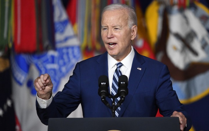 Biden upozornil na ekonomické problémy Číny, prirovnal ju k časovanej bombe