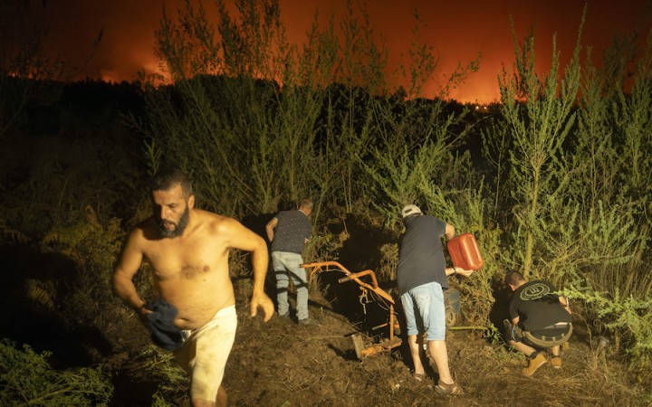 Tisíce evakuovaných sa po stabilizovaní požiaru na Tenerife už vrátili domov