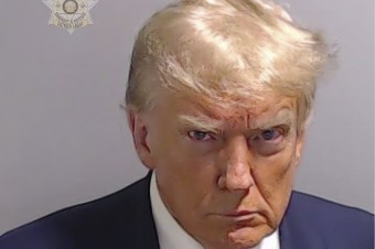 Trump sa vydal úradom v Georgii, kde čelí obvineniam z volebných podvodov