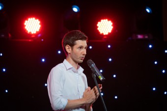 Vďaka generácii dôchodcov je aj 33 rokov po Nežnej revolúcii stále čo rozkrádať