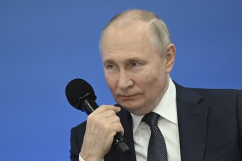 Rusko je úplne neporaziteľné, odkázal ruský prezident školákom