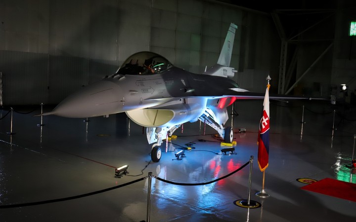 V USA vyrobili prvú stíhačku F-16 pre Slovensko