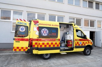 Záchranári sa dištancujú od kolegu, ktorý je podozrivý zo znásilnenia študentky