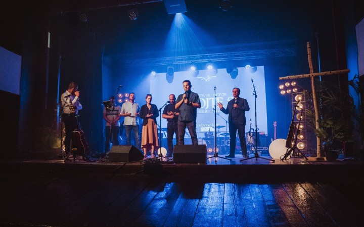 Vedúci spoločenstiev, kňazi a rehoľníci sa modlili za blížiace sa Godzone tour