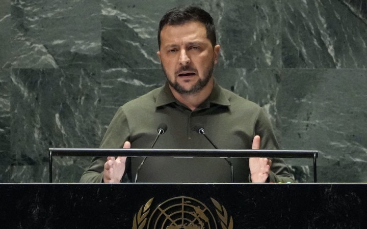 Rusko sa únosmi ukrajinských detí dopúšťa genocídy, povedal Zelenskyj v OSN