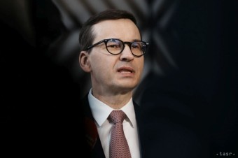 Poľsko zastavilo dodávky svojich zbraní Ukrajine, oznámil Morawiecki
