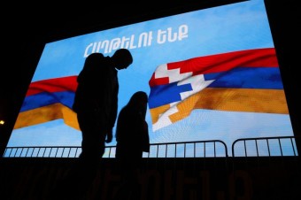 Pašinjan viní Rusko z neschopnosti odvrátiť azerbajdžanskú ofenzívu v Karabachu