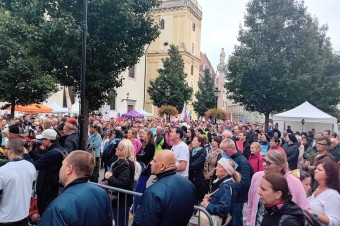 Na Hlavnom námestí v Bratislave sa začalo podujatie Bratislava za život.