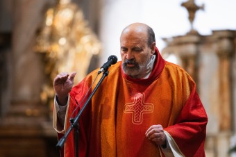 Modlime sa za budúcnosť ohrozeného Slovenska, vyzýva český kňaz