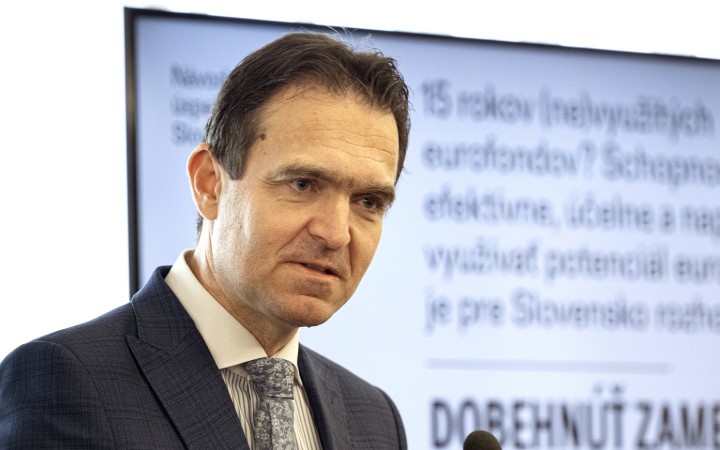 Nikto v súčasnosti neuvažuje o zatváraní hraníc