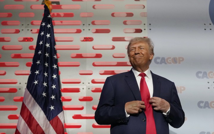 Trump vyzradil tajné informácie o jadrových ponorkách ponikateľovi, píšu noviny