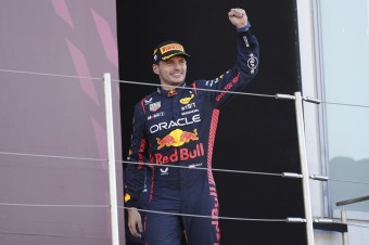 Max Verstappen v predstihu získal tretí majstrovský titul