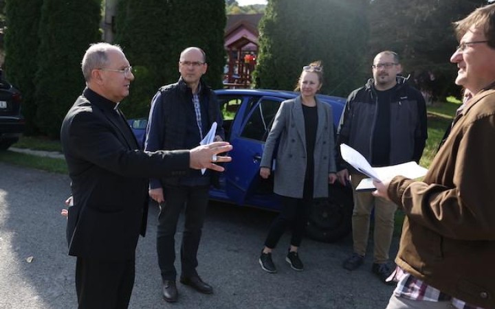 Cirkev pripravuje zbierku na pomoc pri odstraňovaní škôd po zemetrasení