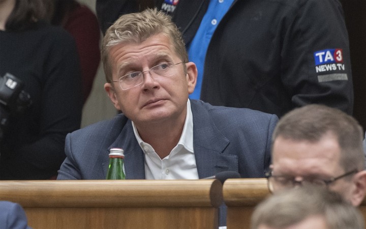 Hlas nominuje za podpredsedu parlamentu obvineného Petra Žigu