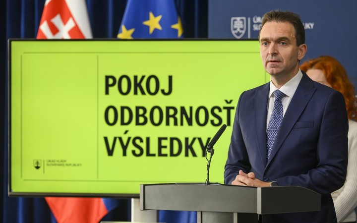 Ódor nevylúčil politickú kariéru. Vláda odborníkov nechcela len kúriť a svietiť