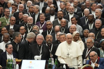 Ukázali prvý dokument, diakonky vraj nebudú a čo robia delegáti počas voľna