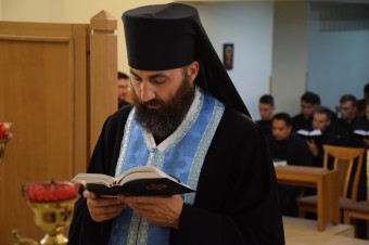 Jonáš Maxim bude vysvätený 27. januára, pred tým musí zabezpečiť voľbu igumena