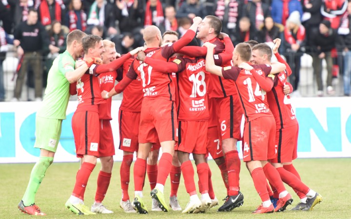 Slovan vyhral základnú časť futbalovej ligy, v skupine o titul si zahrá aj Sereď