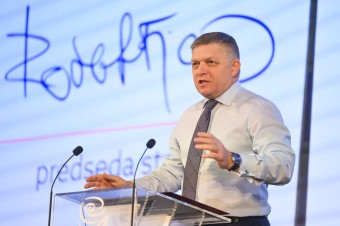 Robertovi Ficovi tento štát nepatrí