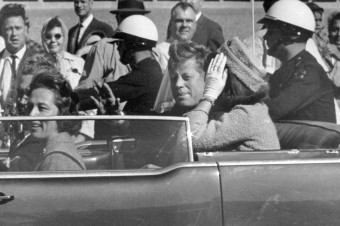 Pred 60 rokmi zavraždili amerického prezidenta Johna Fitzgeralda Kennedyho