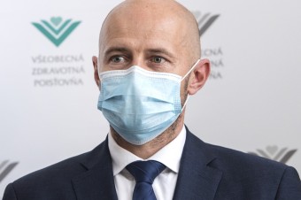 Ako štátna poisťovňa svojim prístupom predlžuje čakanie pacientov na operácie
