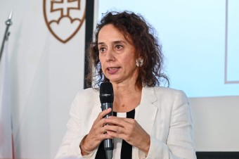 Zrušenie nezávislosti ÚDZS pomôže Pente, píše šéfka úradu poslancom