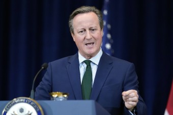 Cameron požiadal americký Kongres, aby schválil pomoc pre Ukrajinu
