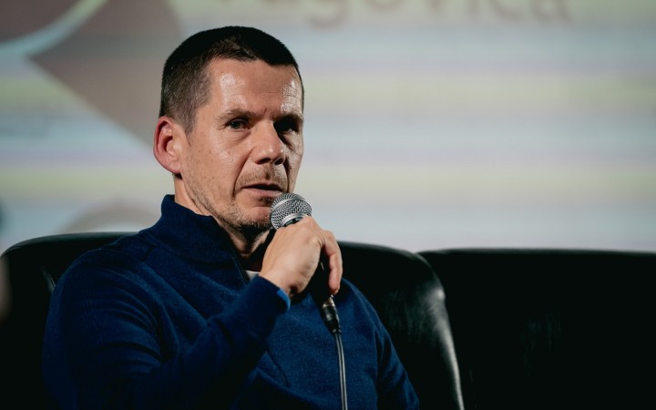 „Bože, nie, nie som Radoslav Procházka,“ reagoval Hamran na otázku, či by v príp
