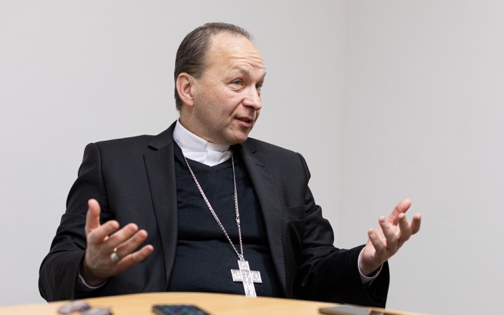 Stále je tu volanie po komunikácii. Veľké percento ľudí by asi neprišlo zazvoniť