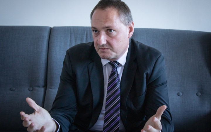 Dekan Právnickej fakulty Burda nechce, aby sa študenti zapájali do mediálnej hry