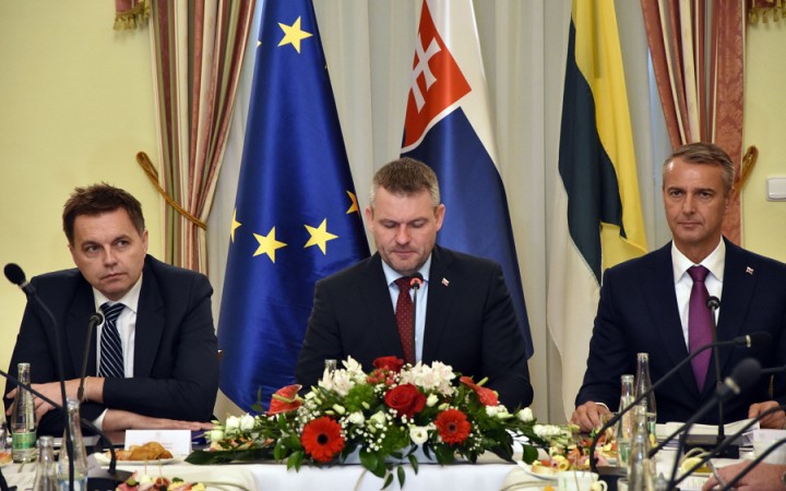 Vláda zasadne v Gelnici, nechá tam milión eur