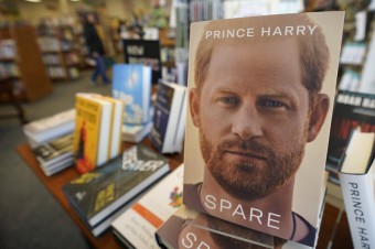 V Británii odsúdili dvoch podcasterov, ktorí žiadali smrť pre princa Harryho