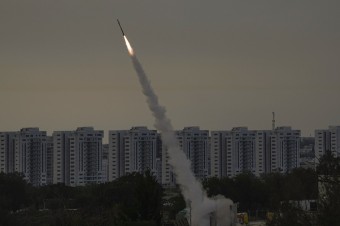 Systém Železná kupola zostrelil rakety mieriace na oblasť Tel Avivu