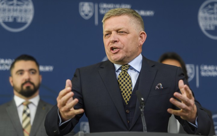Ako Robert Fico obhajuje zníženie trestov za korupciu a krádeže