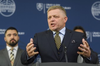 Ako Robert Fico obhajuje zníženie trestov za korupciu a krádeže