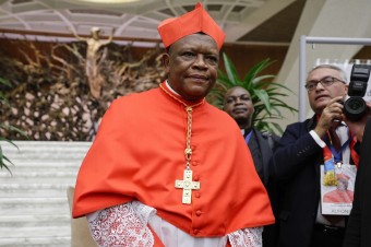 Katolíci v Afrike nebudú požehnávať homosexuálne páry, dohodli sa s Vatikánom