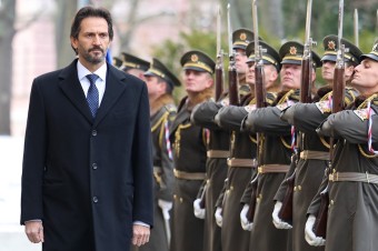 Kaliňák zvažuje nákup ďalších štyroch amerických stíhačiek F-16