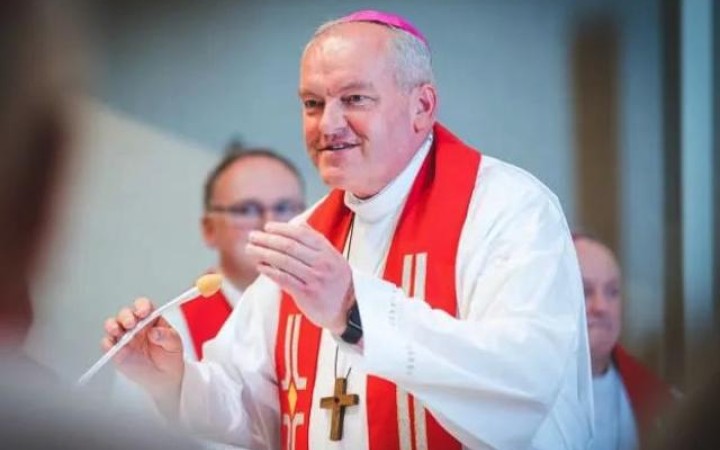 Pápež vymenoval do funkcie doterajšieho pomocného biskupa Josefa Nuzíka