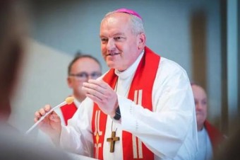 Pápež vymenoval do funkcie doterajšieho pomocného biskupa Josefa Nuzíka