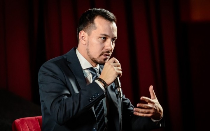 Šeliga tvrdí, že prezidentka by ju mala podpísať, Ústavný súd získa viac času