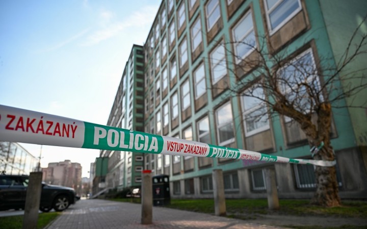 Polícia zasahuje v budove Univerzity Komenského v Bratislave