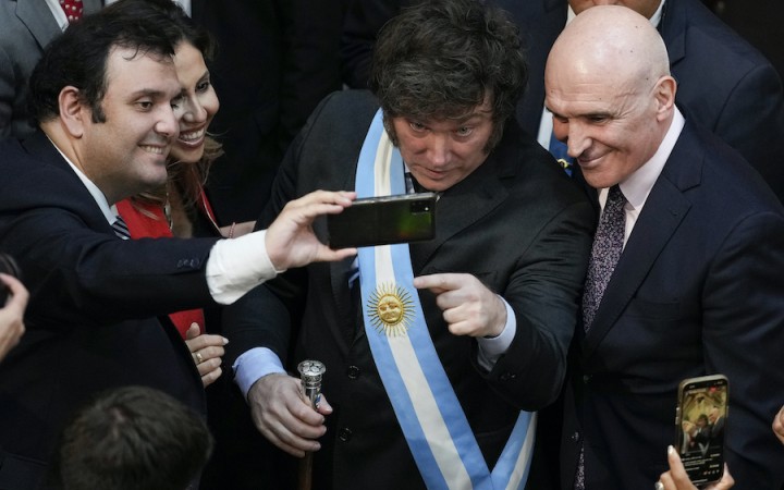 Argentínsky prezident je odhodlaný vládnuť aj bez podpory parlamentu