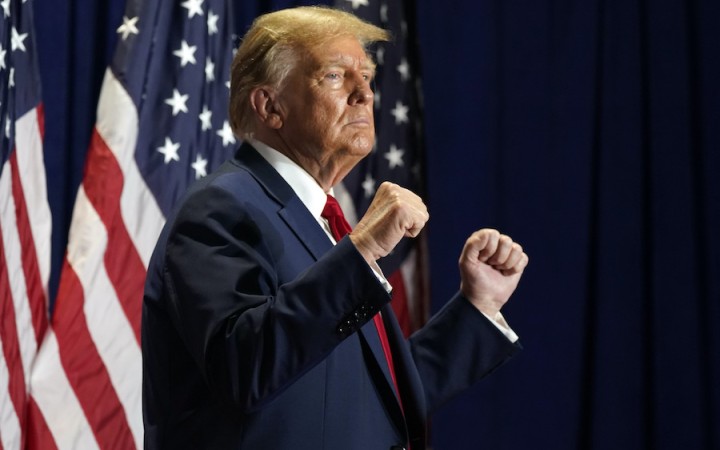 Najvyšší súd zrušil verdikt súdu v Colorade, Trump môže kandidovať