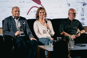 V opozícii sa zvažuje referendum o predčasných voľbách